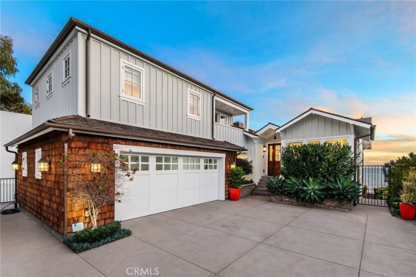 Breathtaking panoramas of the Pacific Ocean, meticulously - Beach Home for sale in Laguna Beach, California on Beachhouse.com