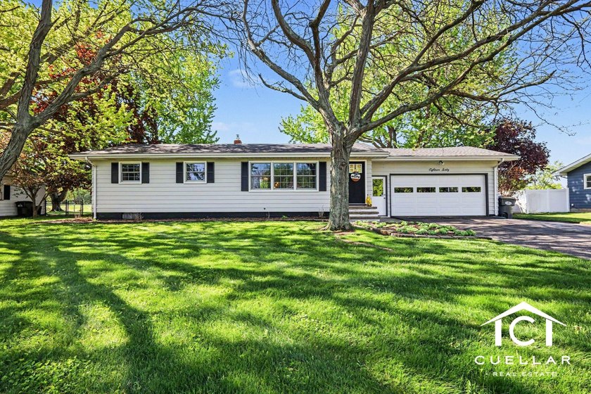 Charming 3-bedroom, 1.5-bath ranch nestled in a desirable - Beach Home for sale in Stevensville, Michigan on Beachhouse.com