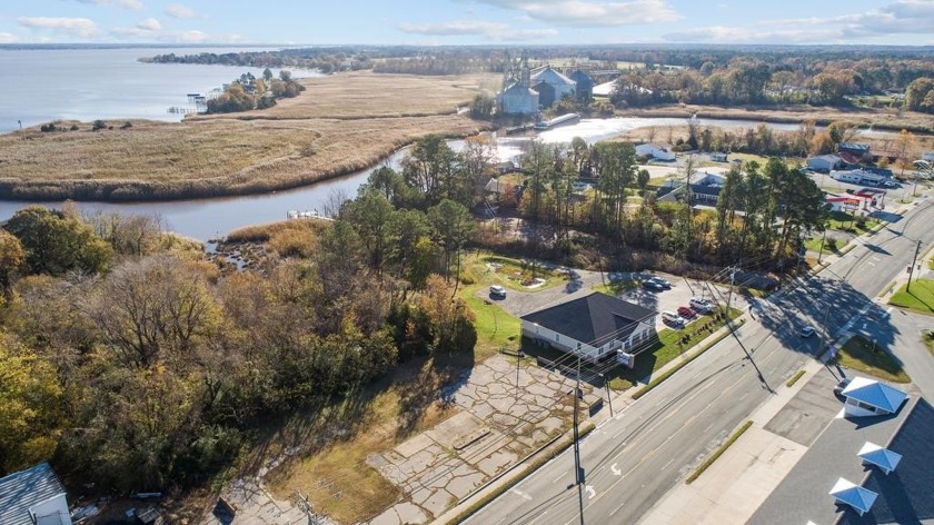 This parcel fronts on Church Lane and Hoskins Creek in - Beach Lot for sale in Tappahannock, Virginia on Beachhouse.com