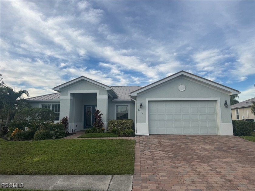 This bright, light & spacious floor plan is a beautiful - Beach Home for sale in Cape Coral, Florida on Beachhouse.com