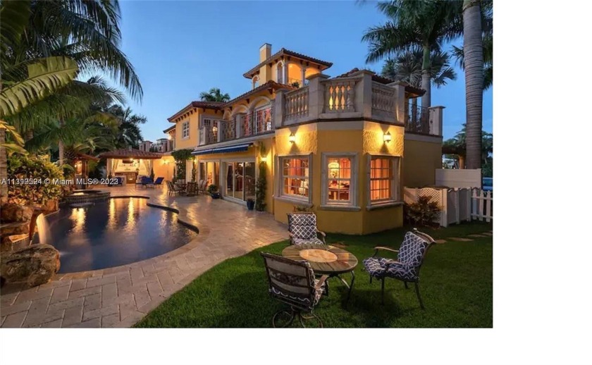 6300 sqft, ($950 sqtf)
Olso for lease available($ 37.500 - Beach Home for sale in Pompano  Beach, Florida on Beachhouse.com
