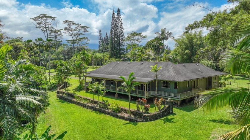 A Kalihiwai Ridge enchanting estate.  On the ridge private yet - Beach Home for sale in Kilauea, Hawaii on Beachhouse.com