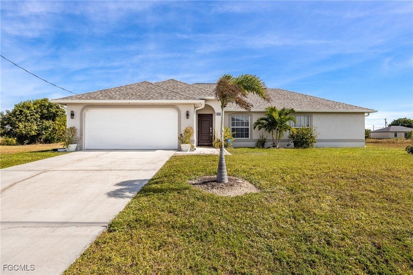 This gorgeous REMODELED 3-bedroom, 2-bathroom home is ready to - Beach Home for sale in Cape Coral, Florida on Beachhouse.com