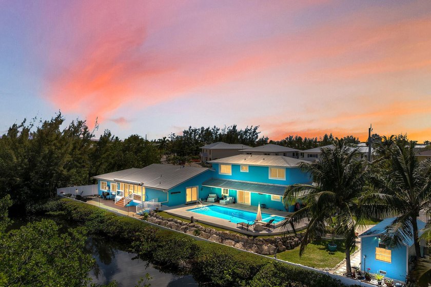 Experience Coastal Luxury and privacy with this exceptional 5 - Beach Home for sale in Plantation Key, Florida on Beachhouse.com