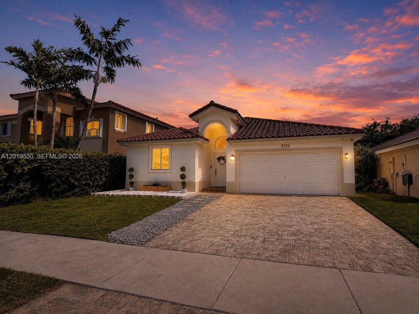 Welcome to this beautifully updated 4 bed / 2 bath home in the - Beach Home for sale in Cutler Bay, Florida on Beachhouse.com