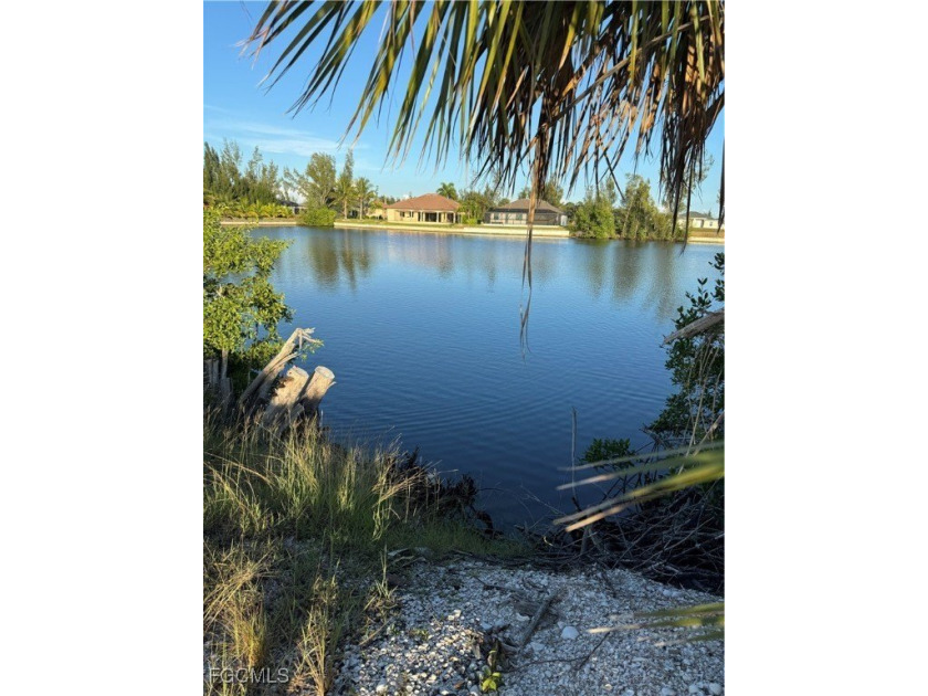 Build your dream home on this beautiful 0.26 acre lot in upscale - Beach Lot for sale in Cape Coral, Florida on Beachhouse.com