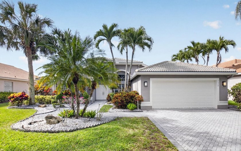 Welcome to your new home! As you pull up you will notice full - Beach Home for sale in Lake Worth, Florida on Beachhouse.com
