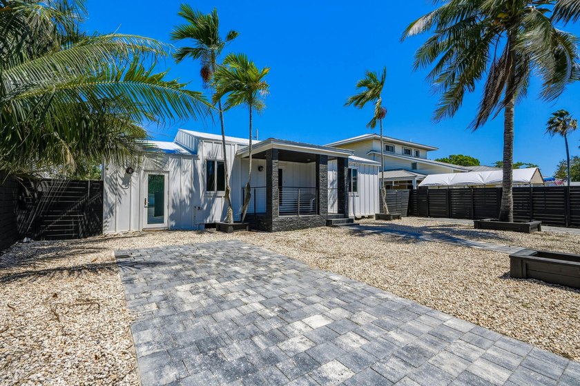 This sophisticated residence features off-street parking for two - Beach Home for sale in Key West, Florida on Beachhouse.com