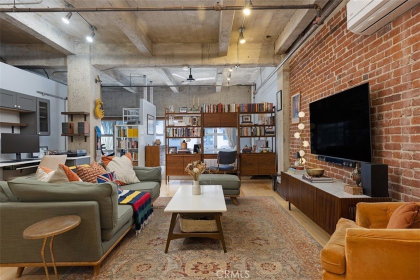 Welcome Home to 100 W 5th St Unit #3G, a true East Coast style - Beach Apartment for sale in Long Beach, California on Beachhouse.com