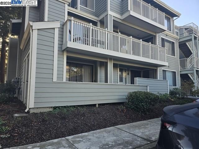 Discover this stunning GROUND-FLOOR end unit in the gated - Beach Condo for sale in Fremont, California on Beachhouse.com