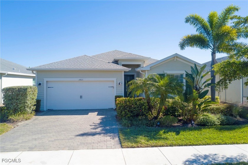 Beautiful 4-Bedroom 3 FULL Bath Pool Home with Lake View, Solar - Beach Home for sale in Punta Gorda, Florida on Beachhouse.com