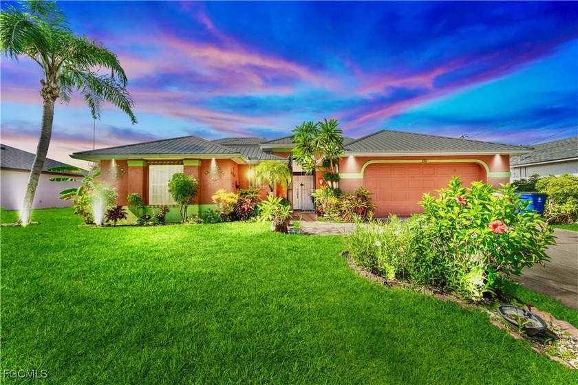 Welcome to this over 2,350 Sq. Ft. MAGNIFICENT CUSTOM Built 3 - Beach Home for sale in Lehigh Acres, Florida on Beachhouse.com