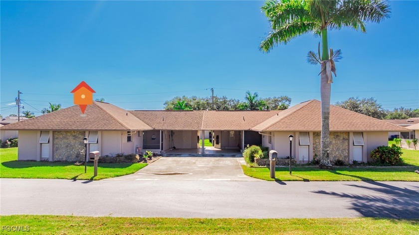 This centrally located 55+ villa style condo offers quiet - Beach Condo for sale in Lehigh Acres, Florida on Beachhouse.com