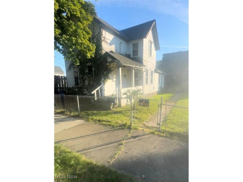 Location, location, location! Great investment opportunity in - Beach Home for sale in Cleveland, Ohio on Beachhouse.com