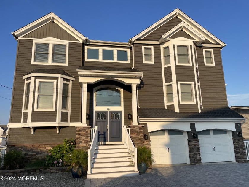 Welcome to this spectacular waterfront home on a quiet - Beach Home for sale in Toms River, New Jersey on Beachhouse.com