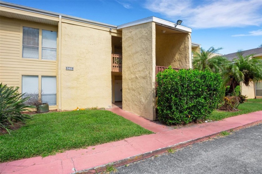 Investment opportunity! First floor one bedroom, one bath - Beach Condo for sale in Sarasota, Florida on Beachhouse.com