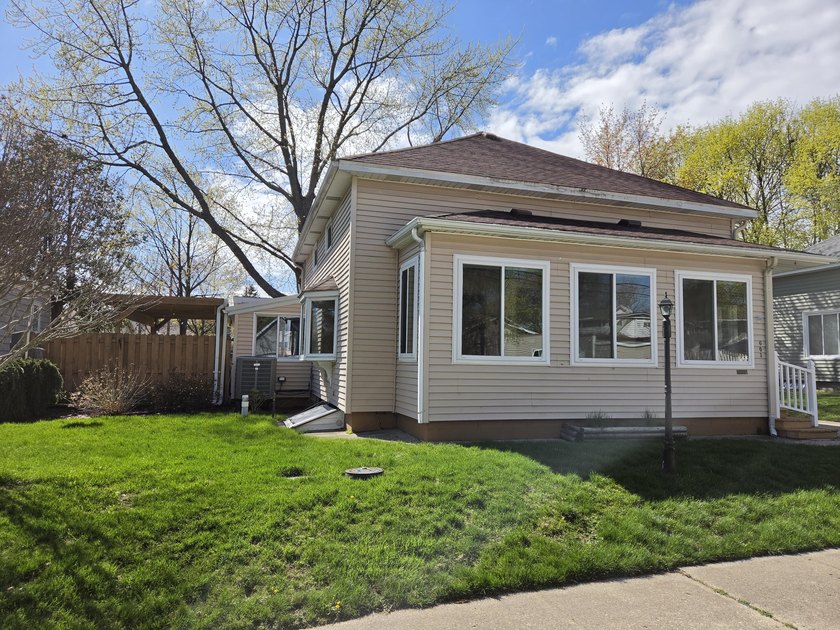 Schedule Your Showing Now for this Prime Location 3-bedroom - Beach Home for sale in Ludington, Michigan on Beachhouse.com