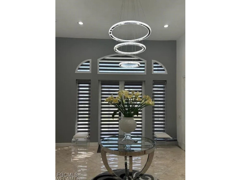 PRICED REDUCED OVER $65K BELOW APPRASIED VALUE!!!NO FLOOD ZONE! - Beach Home for sale in Cape Coral, Florida on Beachhouse.com