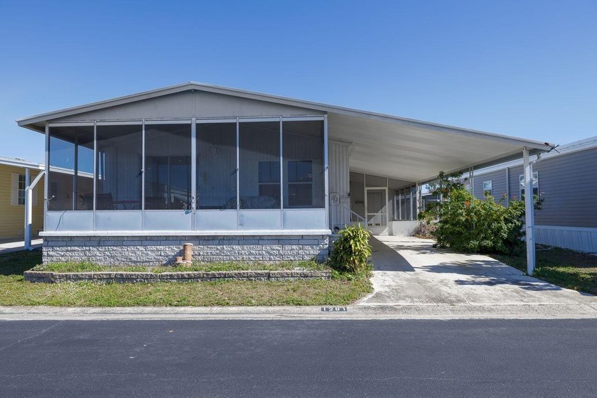Are you looking for a low maintenance lifestyle, near the - Beach Home for sale in St. Petersburg, Florida on Beachhouse.com