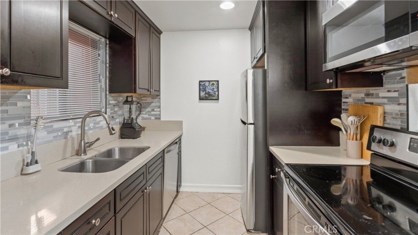 Property qualifies for 20k Grant through City National Bank! - Beach Condo for sale in Long Beach, California on Beachhouse.com