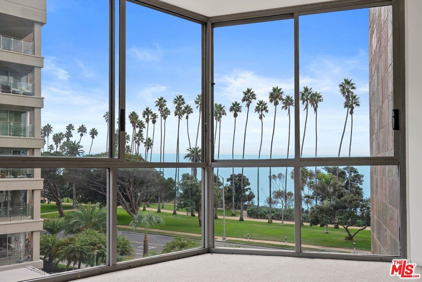 Southwest-facing residence with ocean, and Palisades Park views - Beach Condo for sale in Santa Monica, California on Beachhouse.com