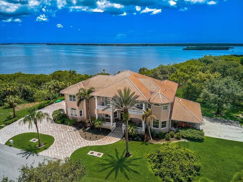 BUILDER BUILT and OWNED by Tenbusch Construction, Inc. Welcome - Beach Home for sale in Port Charlotte, Florida on Beachhouse.com