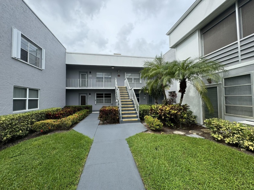 This beautifully updated 1-bedroom, 1.5-bathroom gem features - Beach Condo for sale in Delray Beach, Florida on Beachhouse.com