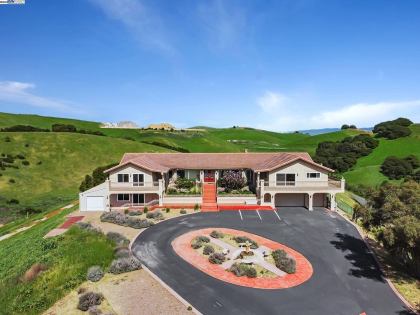 Located atop a hill on the eastern border of Fremont, this - Beach Home for sale in Fremont, California on Beachhouse.com