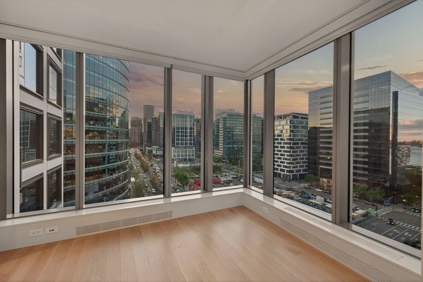 Experience elevated luxury living at EchelonSeaport in the heart - Beach Condo for sale in Boston, Massachusetts on Beachhouse.com