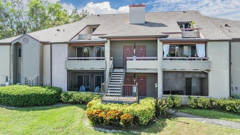 Discover this exceptional 2-bedroom, 2-bath loft-style condo in - Beach Condo for sale in St. Petersburg, Florida on Beachhouse.com