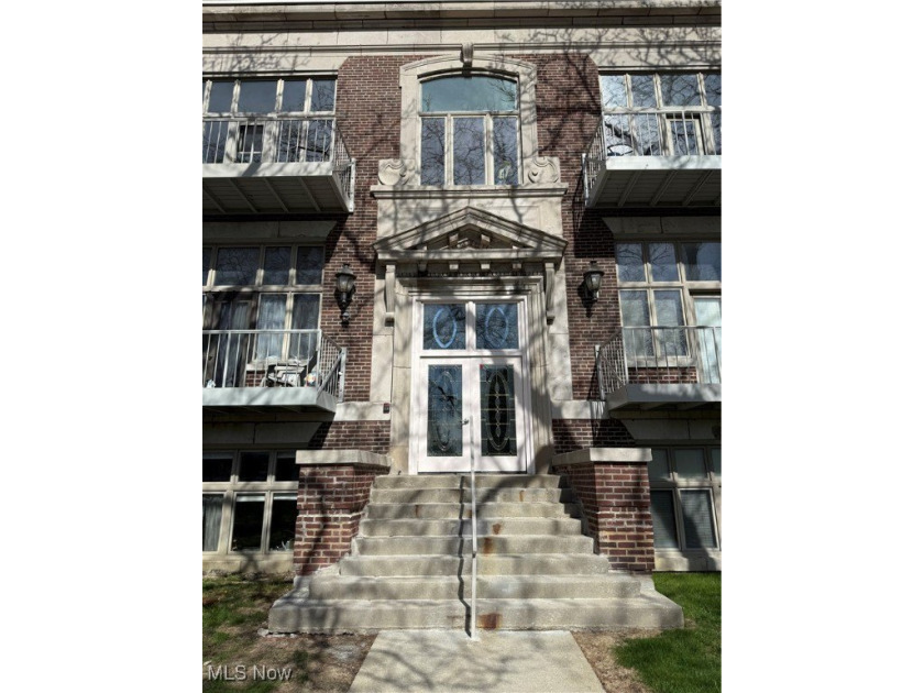 Make time to look at this 2 bed and 2 full bath unit within - Beach Condo for sale in Fairport Harbor, Ohio on Beachhouse.com