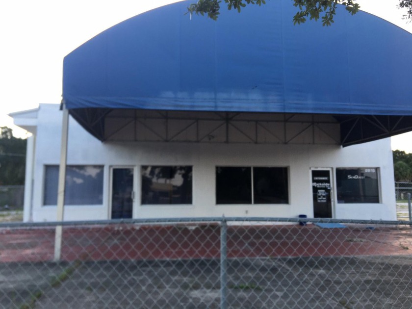 High Visibility!, 3 Street/Road Access & Location!, Location! - Beach Commercial for sale in Melbourne, Florida on Beachhouse.com
