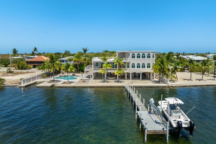 Escape to ''The Castle'', a luxurious gated Gulf-front estate - Beach Home for sale in Big Pine Key, Florida on Beachhouse.com