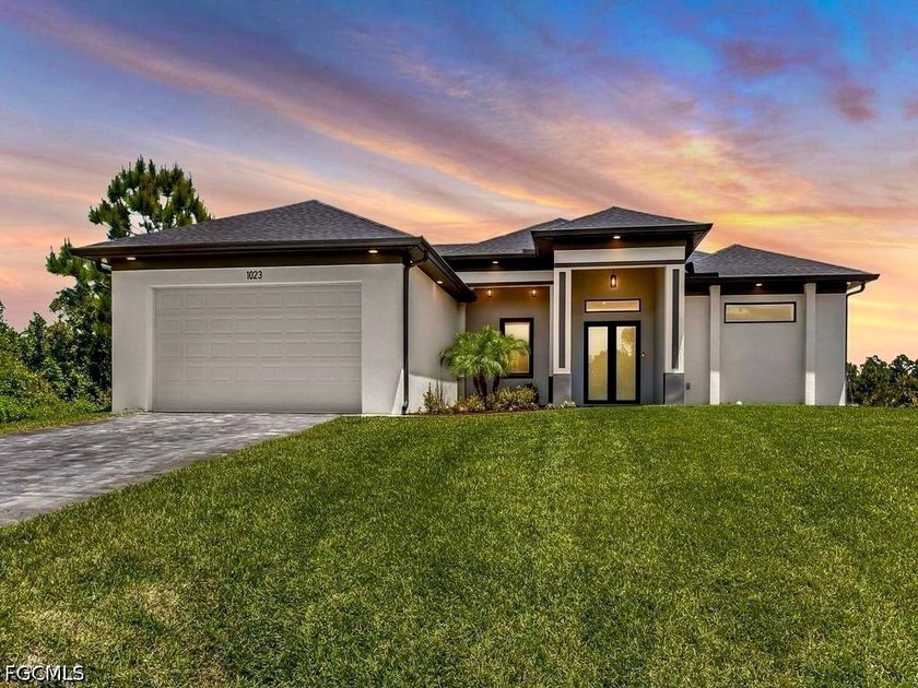 Welcome to this MAGNIFICENT (2025) BUILT 3/2 home nestled away - Beach Home for sale in Lehigh Acres, Florida on Beachhouse.com