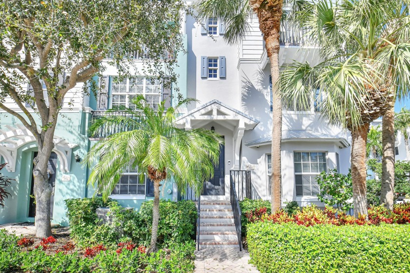 Stunning 3-bedroom townhome nestled in the vibrant heart of - Beach Townhome/Townhouse for sale in Delray Beach, Florida on Beachhouse.com