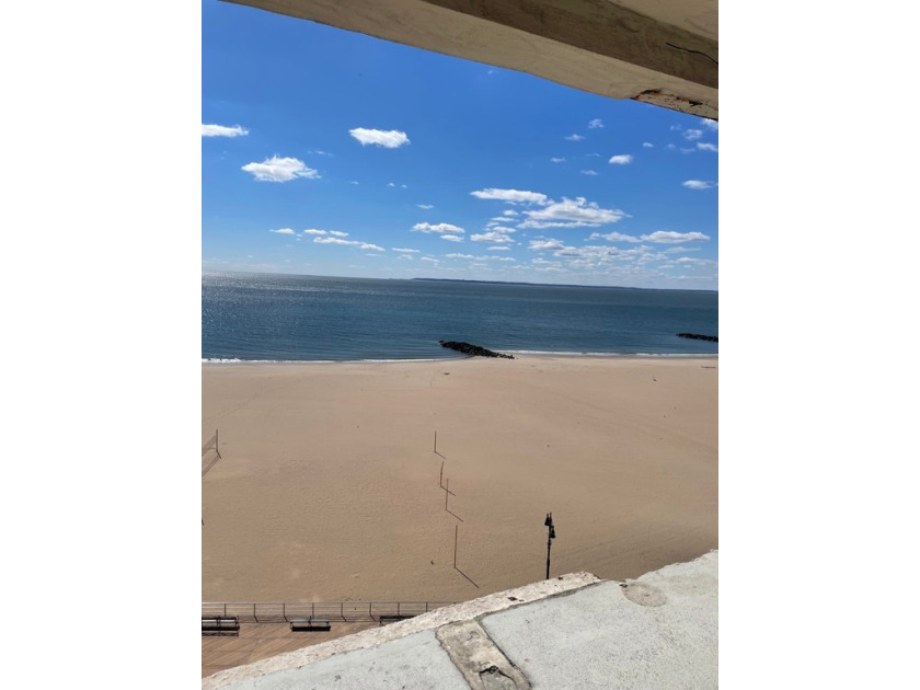 Absolutely perfect renovated J4 apartment 1200 sq f ( made - Beach Apartment for sale in Brooklyn, New York on Beachhouse.com