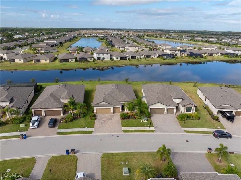 WOW, Assumable Mortgage at only 4.375%!!!Motivated Seller just - Beach Home for sale in Fort Myers, Florida on Beachhouse.com