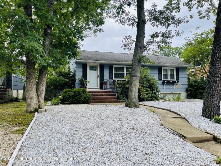 Lovely 3 bedroom ranch tucked away in one of Brick's finest - Beach Home for sale in Brick, New Jersey on Beachhouse.com