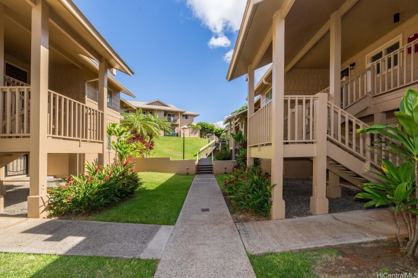 ASSUMABLE INTEREST RATE 4.875 BALANCE OF LOAN EST 510,000 - Beach Condo for sale in Pearl City, Hawaii on Beachhouse.com