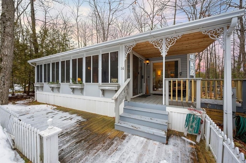 Newly renovated one-bedroom, one-bath residence featuring a - Beach Condo for sale in Egg Harbor, Wisconsin on Beachhouse.com