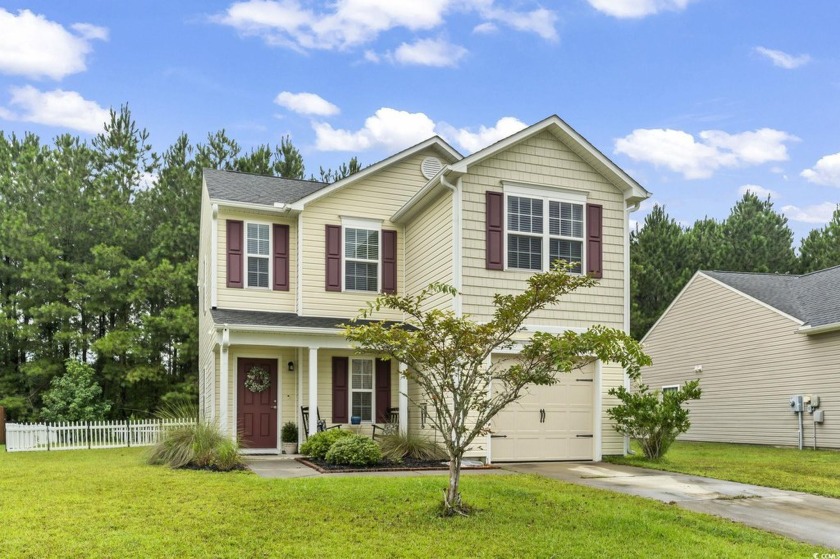 Turn key home on a spacious lot in a quiet neieghborhood, just - Beach Home for sale in Longs, South Carolina on Beachhouse.com