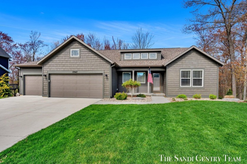 Welcome to 17947 Spring Tree Ct, Spring Lake - a pristine - Beach Home for sale in Spring Lake, Michigan on Beachhouse.com