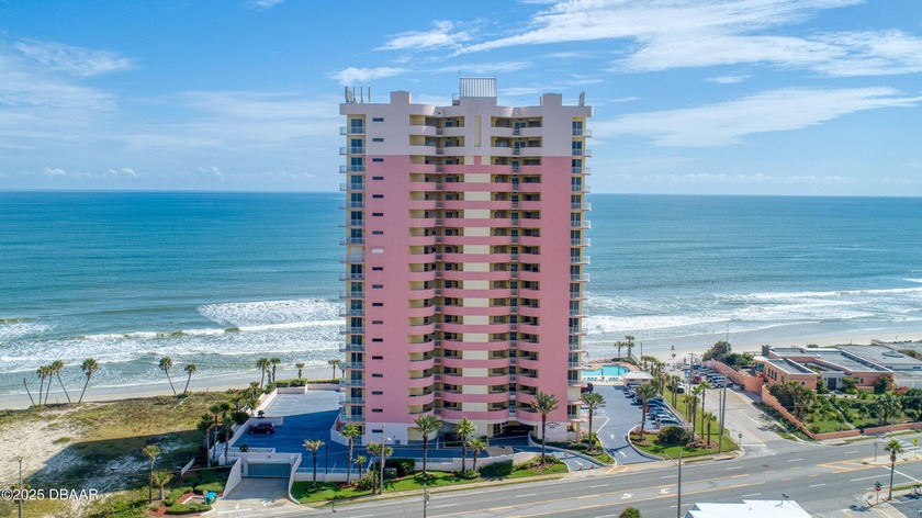 This 5th floor 3 bedroom 3 full bath residence offers sweeping - Beach Condo for sale in Daytona Beach, Florida on Beachhouse.com