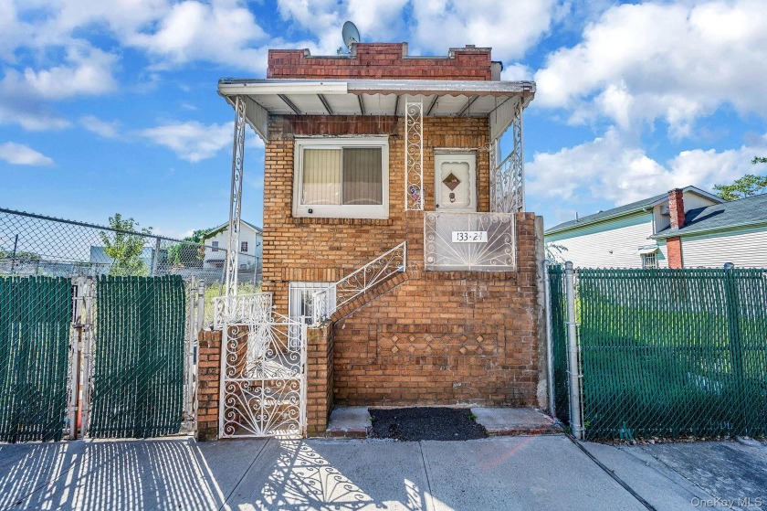 Discover a rare opportunity in the heart of Lindenwood at 133-24 - Beach Home for sale in Howard Beach, New York on Beachhouse.com