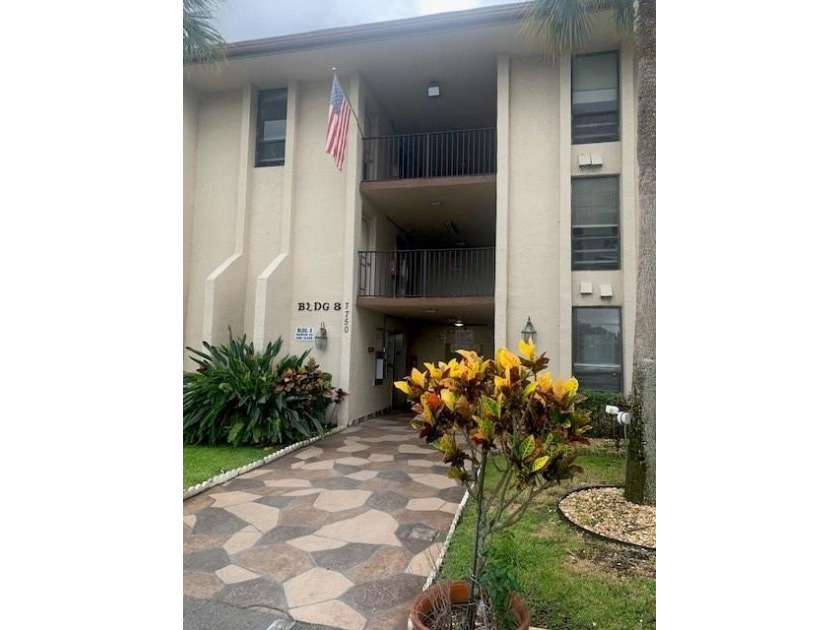 WELCOME TO TAMARAC. PRICE REDUCED. VACANT. REMODELED LESS THAN 2 - Beach Condo for sale in Tamarac, Florida on Beachhouse.com