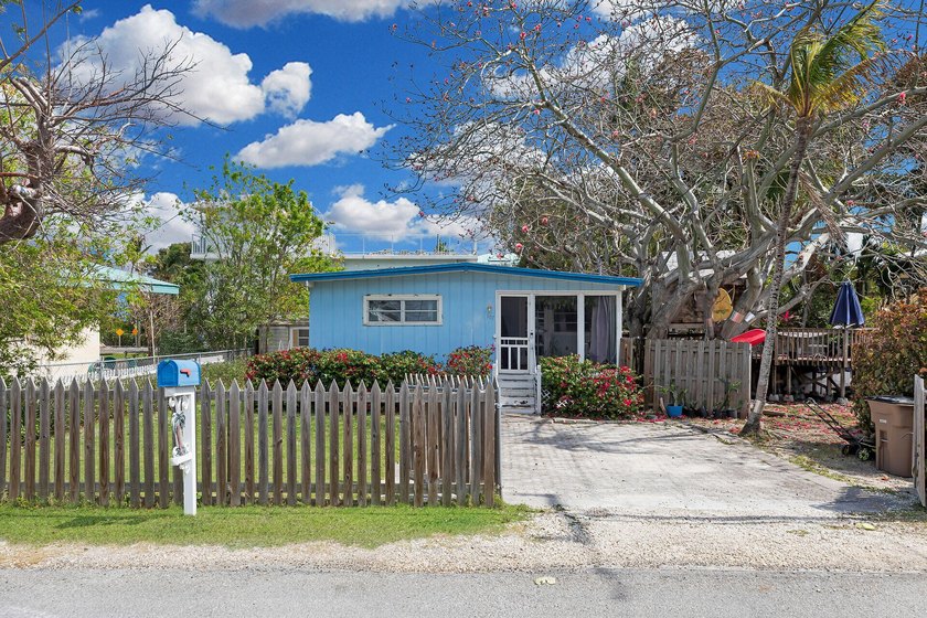 In the heart of Historic Tavernier, this charming Keys cottage - Beach Home for sale in Key Largo, Florida on Beachhouse.com