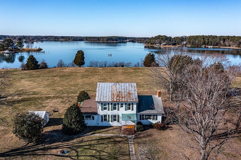 An extraordinary and rare opportunity to own a true waterfront - Beach Home for sale in Lottsburg, Virginia on Beachhouse.com