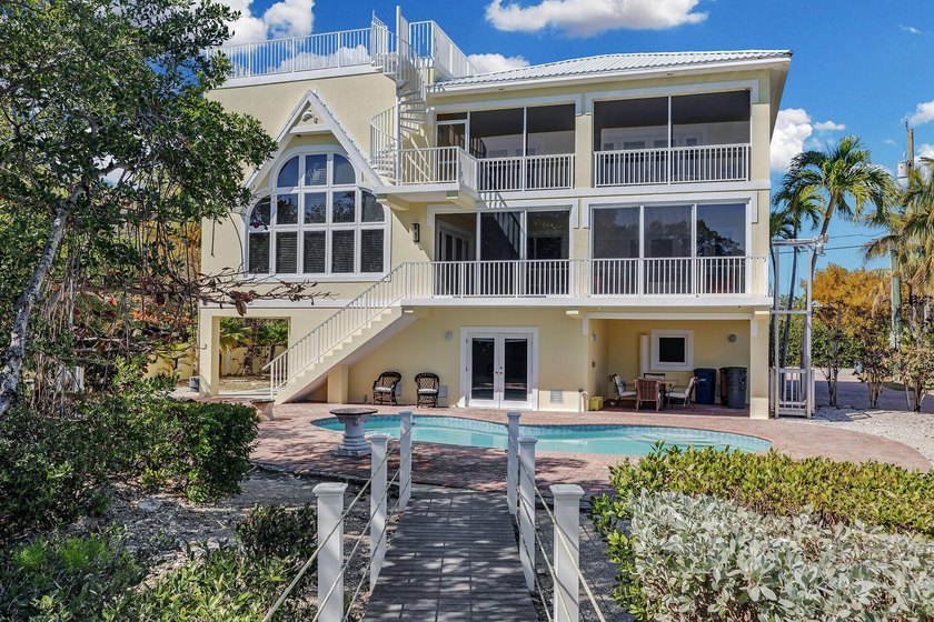 Over 3400 sqft of Luxury Living is featured with this 2007 - Beach Home for sale in Marathon, Florida on Beachhouse.com