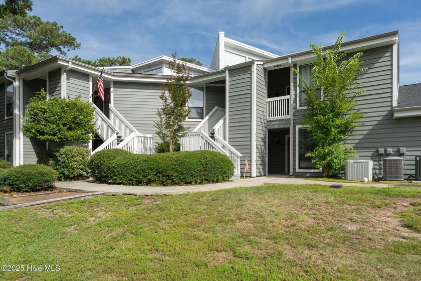 Welcome to this updated 2-bedroom, 2-bathroom ground floor condo - Beach Condo for sale in Hampstead, North Carolina on Beachhouse.com