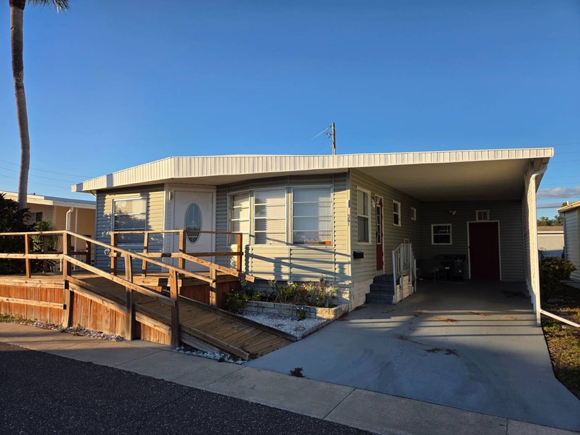 This 2 bed 1.5 bath home is located in Teakwood Village a 5 star - Beach Home for sale in Largo, Florida on Beachhouse.com